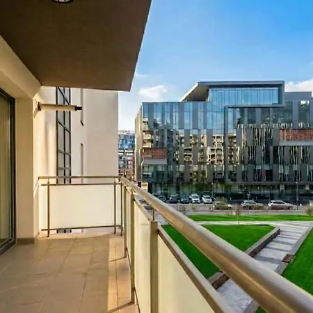 Designer Loft In Center W Parking And Queen Bed Apartmán *